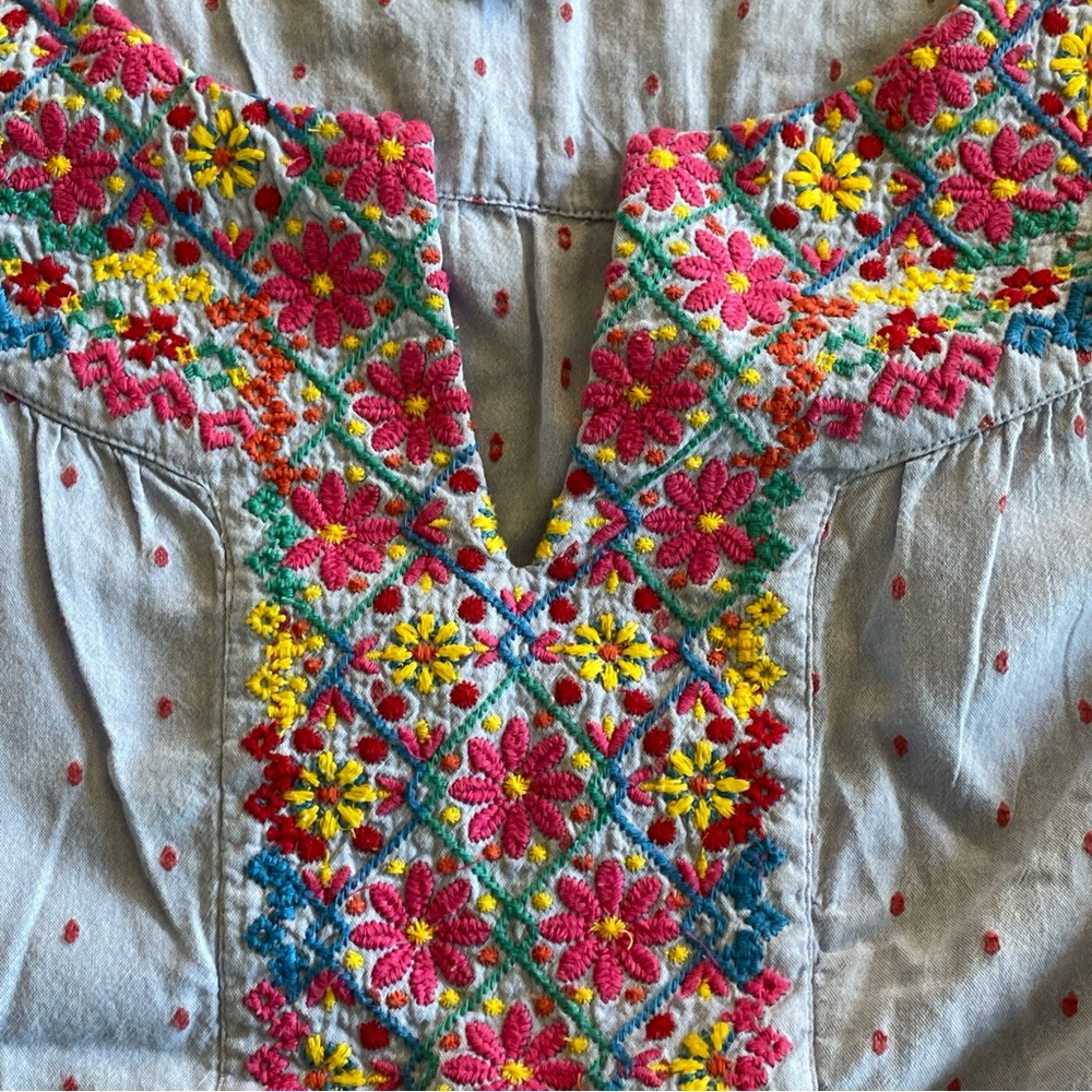 Talbots Women Polka Dot Embroidered 3/4 Sleeve Blouse  Size S